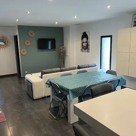 Maison Ocelia بيت للعطل Villeneuve-lès-Béziers
